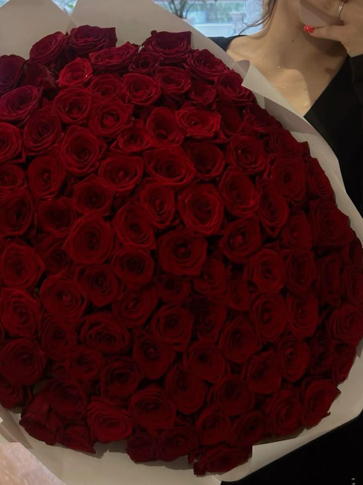 GrovePaperPavilion workshop space where corporate flower arrangements are designed and prepared for business delivery